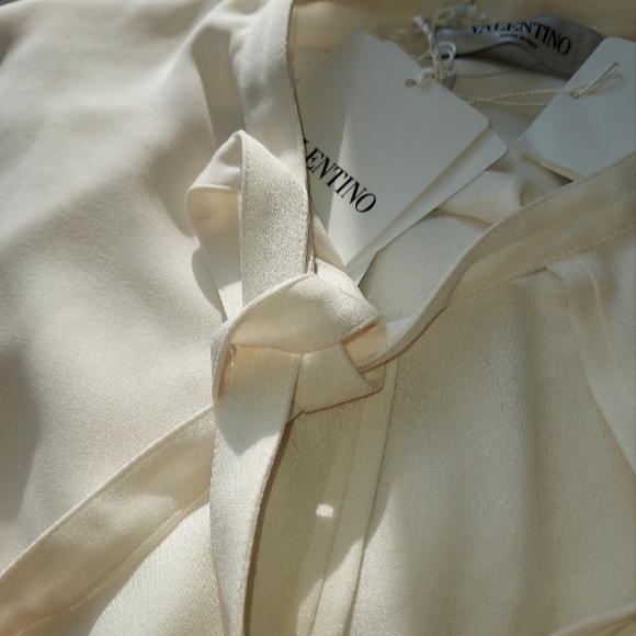 NWT Valentino 100% Silk Swarovski Embellished Tie Neck Blouse - Picture 3 of 15